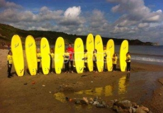  Prepararsi per fare surf